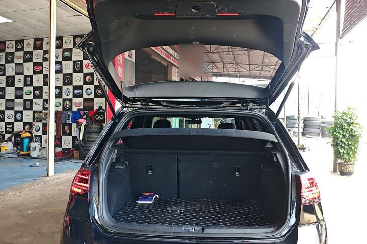 TDK.VehicleDetails.img