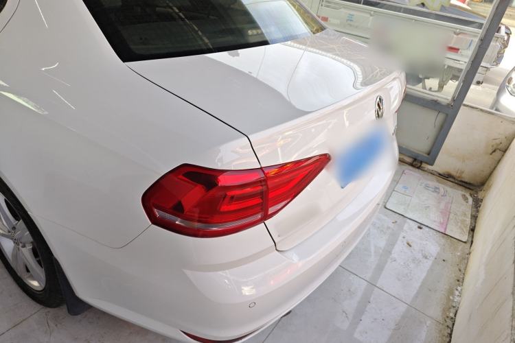 Used Volkswagen Lavida 2017 1.6L Automatic Fashion Edition
