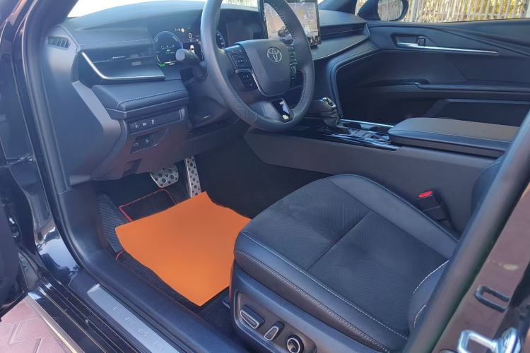 Used Toyota Camry 2024 Dual-Motor 2.0HS Sport Edition
