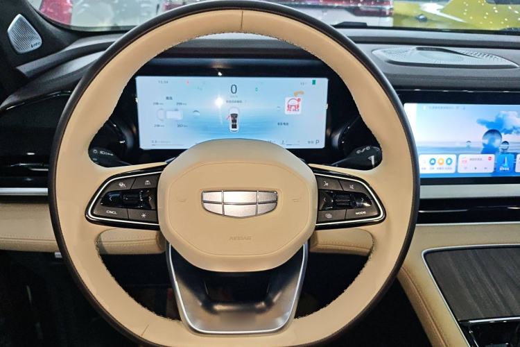 Used Geely Auto Monjaro L 2025 Dongfang Yao 2.0TD Automatic All-Wheel-Drive Wangyue Edition
