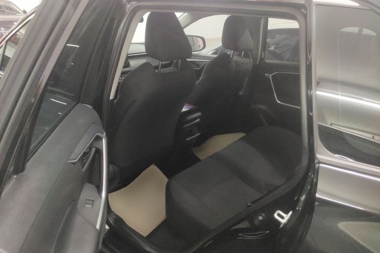 Used Toyota Wildlander 2023 2.0L CVT Two-Wheel Drive Leading Edition