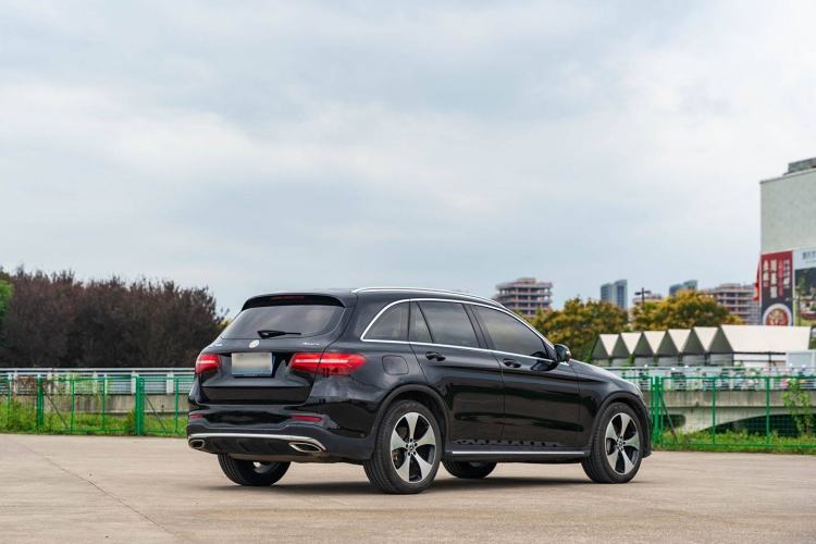 Used Mercedes-Benz GLC 2018 Refreshed GLC 300 4MATIC Dynamic Edition