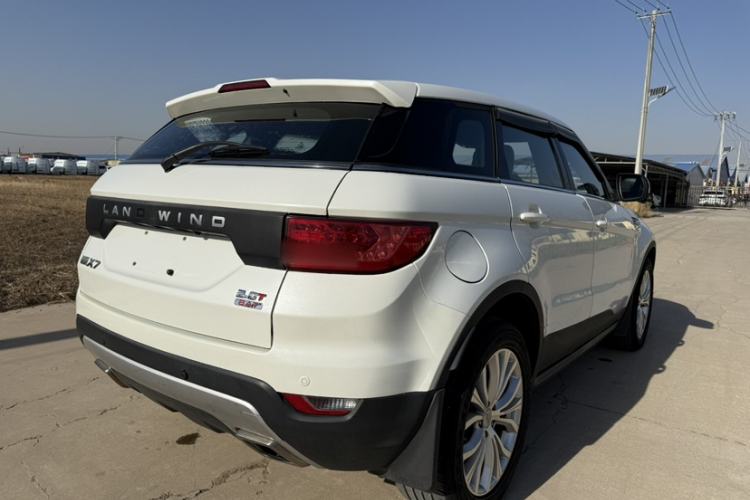 Used Land X7 2015 2.0T Panoramic Prestige Edition