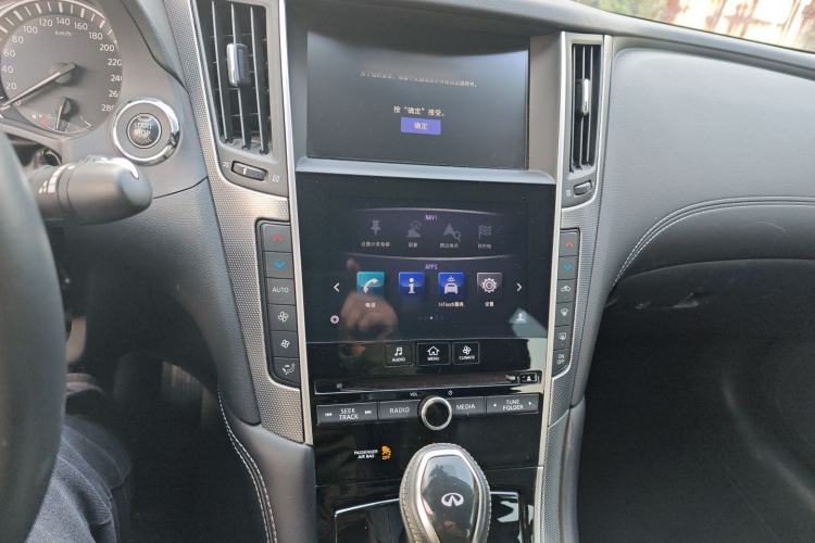 Used Infiniti Q50L 2018 2.0T Enjoyment Version China VI Standard