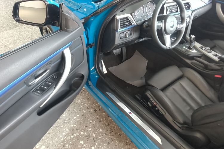 Used BMW 4 Series 2014 420i Convertible Fashion Model