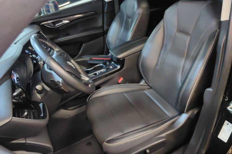 Used Buick Envision 2022 Encore S 552T Two-Wheel-Drive Luxury Model
