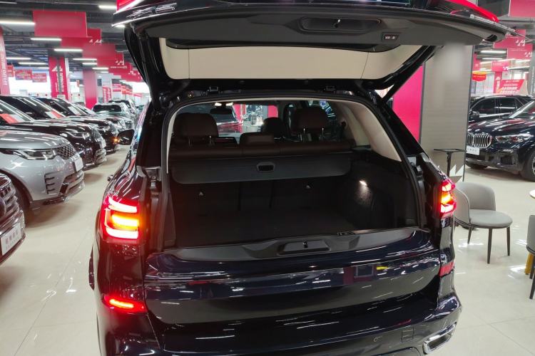 Used BMW X5 2022 Restyled xDrive 30Li Luxury Version M Sport Package