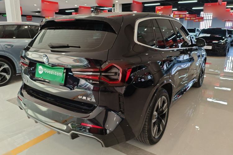 Used BMW iX3 2022 Updated Leading Version
