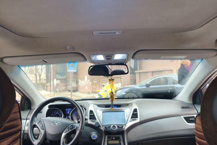 Used Hyundai Elantra (5th Generation / Langdong) 2015 1.8L Automatic Prestige Model
