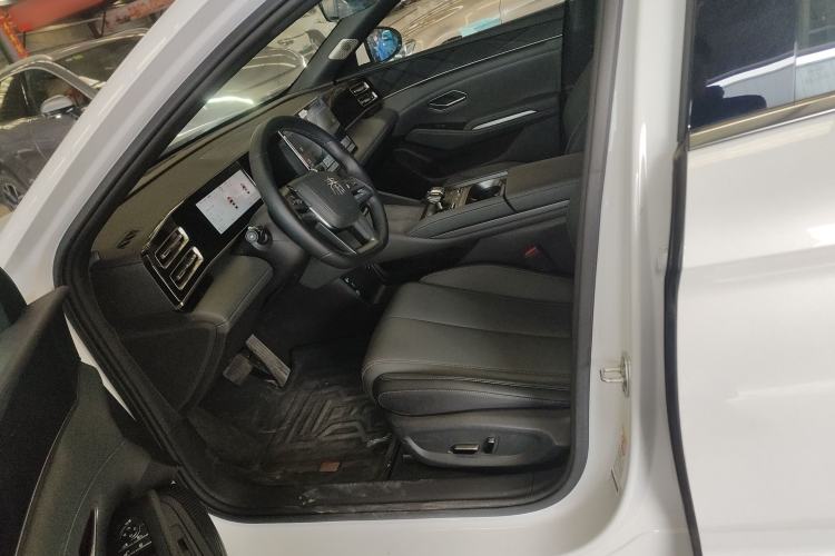 Used BYD Qin L 2025 DM-i Smart Drive 120KM Superior Model
