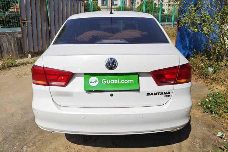 Used Volkswagen Santana 2015 1.6L Manual Fashion Edition