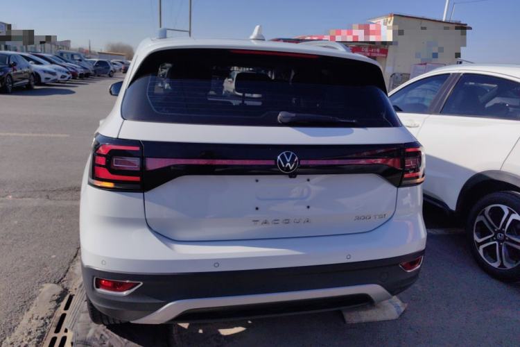 Used Volkswagen Tacqua 2021 200TSI DSG JoyConnect Edition
