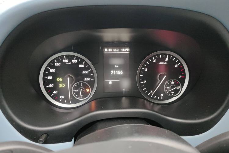 Used Mercedes-Benz Vito 2023 2.0T Business Version 7 Seats