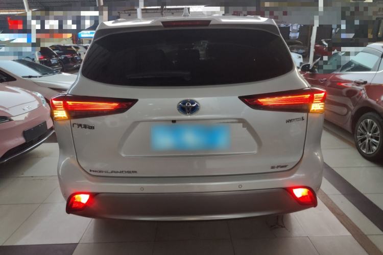 Used Toyota Highlander 2022 Dual-Engine 2.5L Four-Wheel Drive Prestige Version 7 Seats
