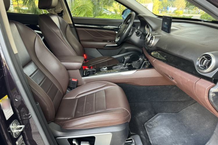 Used Wey VV7 2017 2.0T Ultra-Luxury Version
