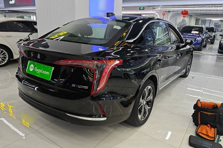 Used Hongqi E-QM5 2023 Base Travel Edition