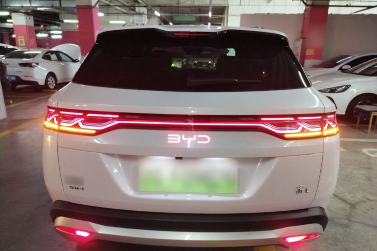 Used BYD Song L DM-i 2024 112 km Beyond Edition
