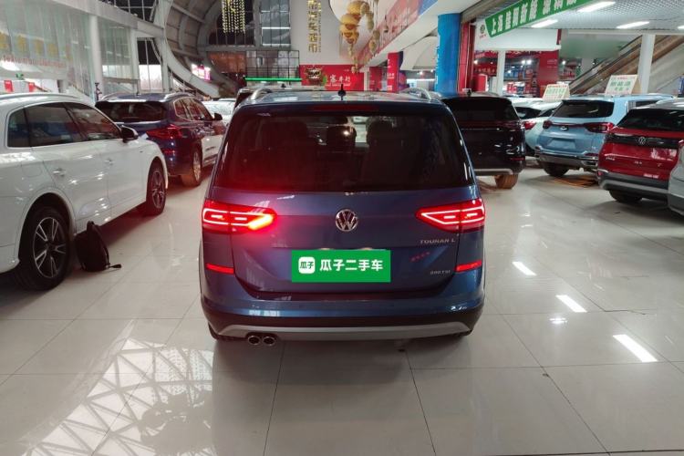 Used Volkswagen Touran 2018 Volkswagen Touran L 280TSI DSG Boundary Edition 7 Seats China V Emission Standard