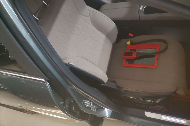 Used Chery Tiggo 8 PLUS 2025 290TGDI DCT Prestige 5-Seater
