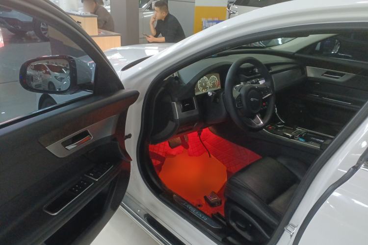 Used Jaguar XFL 2018 XFL 2.0T 250 PS Luxury Edition