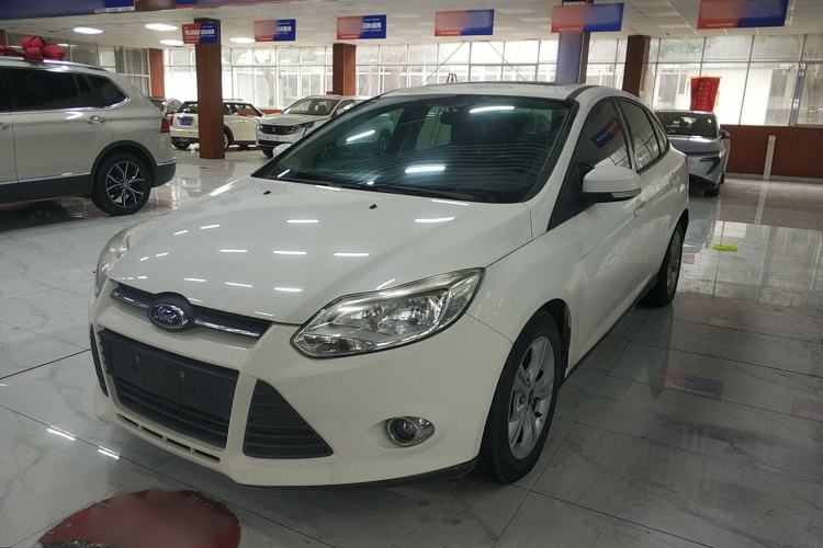 Used Ford Focus 2012 Sedan 1.6L Automatic Fashion Edition