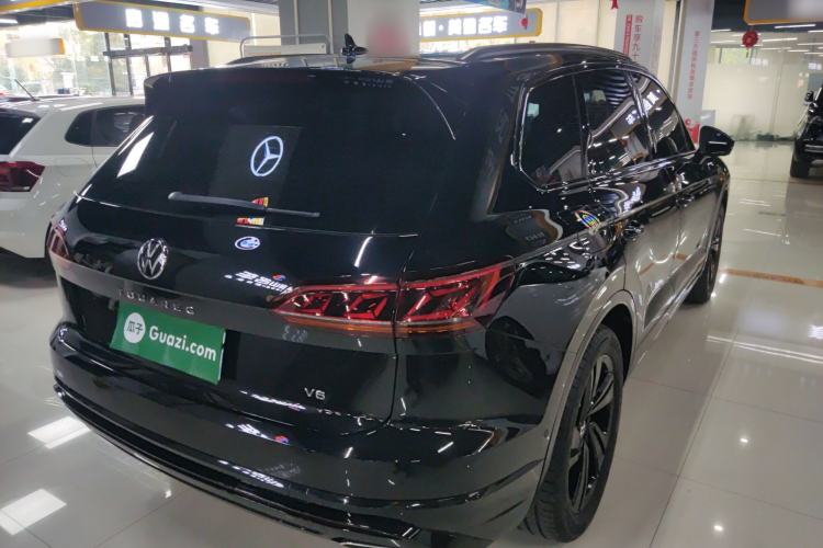 Used Volkswagen Touareg 2022 3.0 TSI Luxury Edition Black Diamond Sport Package
