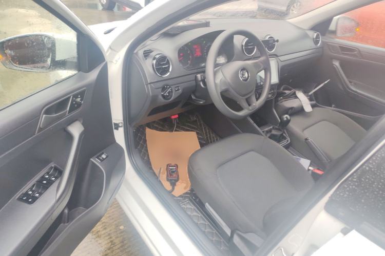 Used Volkswagen Jetta 2019 Dream Edition 1.4L Manual Fashion Version