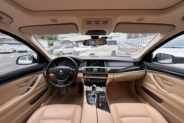 Used BMW 5 Series 2014 525Li Luxury Design Package
