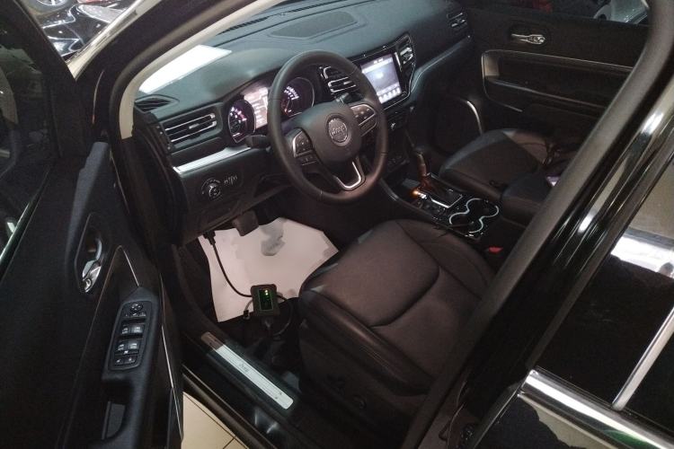 Used  Grand Commander 2020 2.0T Two-Wheel Drive Elite Version
