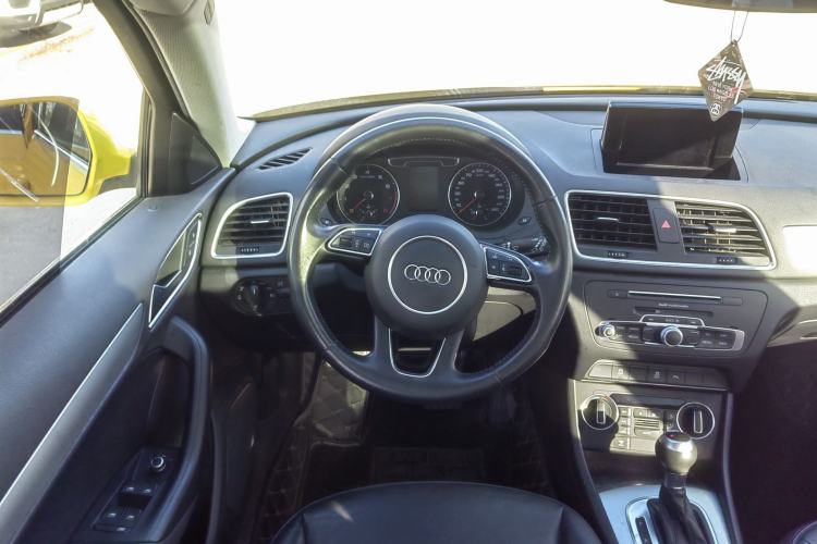 Used Audi Q3 2017 35 TFSI Fashion Model
