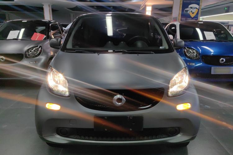 Used  fortwo 2018 1.0L 52kW Hardtop Passion Edition China V Standard
