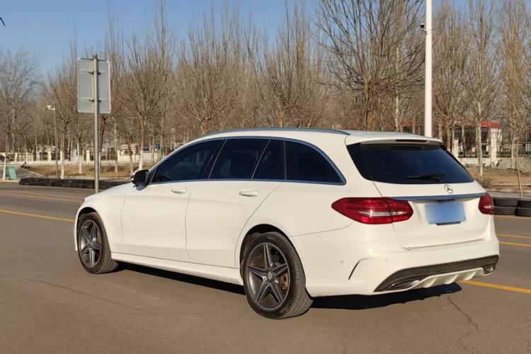 Used Mercedes-Benz C-Class 2015 C 200 station wagon
