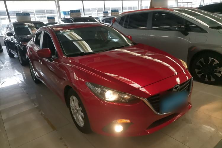 Used Mazda Mazda 3 Axela 2016 Sedan 1.5L Automatic Luxury Model