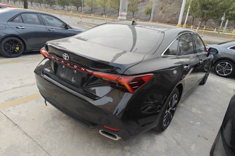 Used Toyota Avalon 2022 2.0L Luxury Edition
