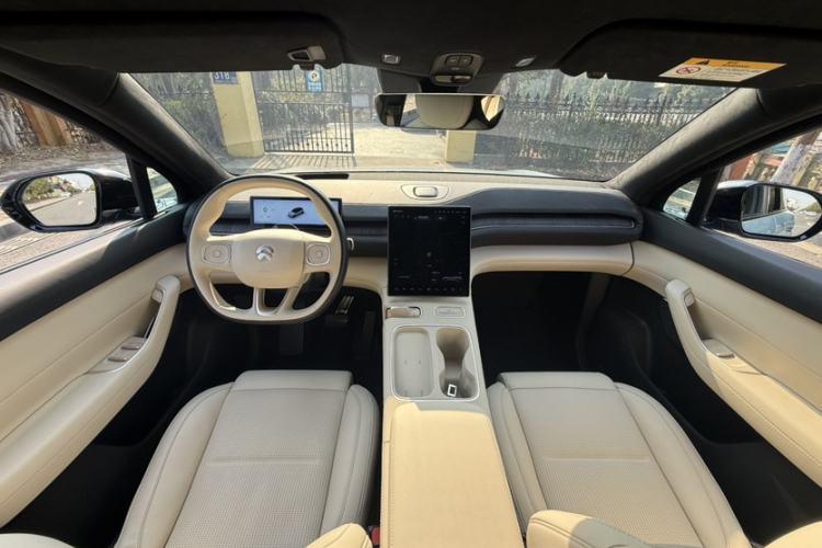 Used Nio ES6 2023 75 kWh
