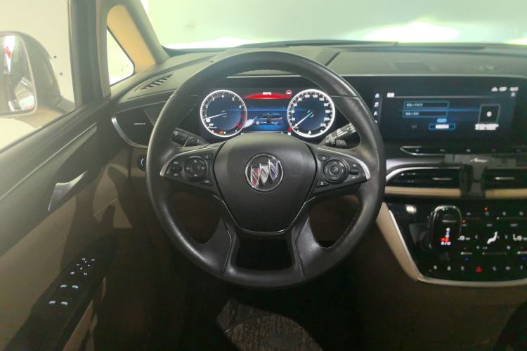 Used Buick GL8 2021 ES Landtrek 653T Luxury Model
