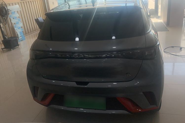 Used BYD Dolphin 2021 405 km Fashion Edition
