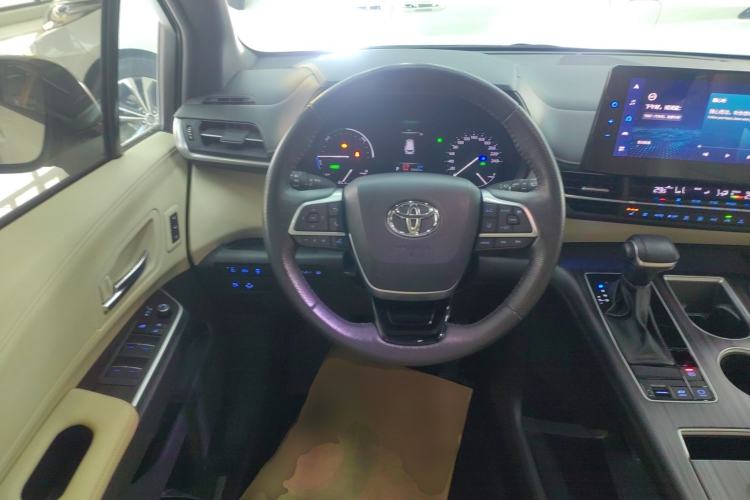 Used Toyota Granvia 2022 2.5L Hybrid Prestige Edition