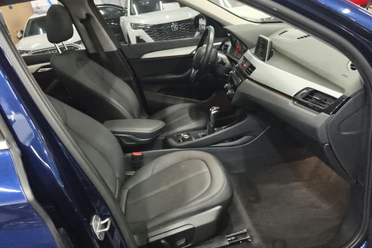 Used BMW X1 2018 sDrive20Li Leading Model
