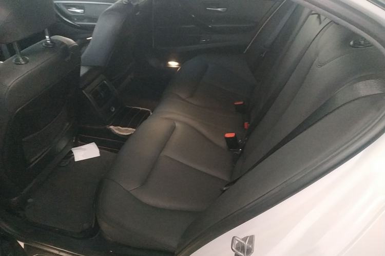 Used BMW 3 Series 2016 320Li Ambition Model
