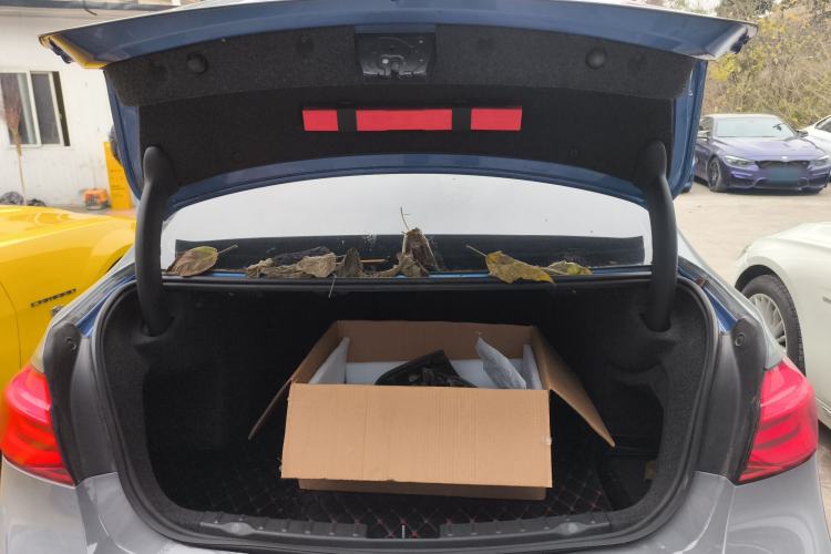 Used BMW 3 Series 2018 320Li Leading Model M Sport Package