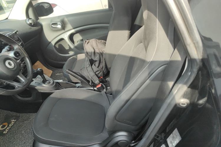 Used  fortwo 2015 1.0L 52 kW Hardtop Passion Edition
