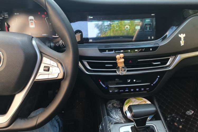 Used Changan CS35PLUS 2021 Honor Million Edition 1.6L CVT Luxury Model
