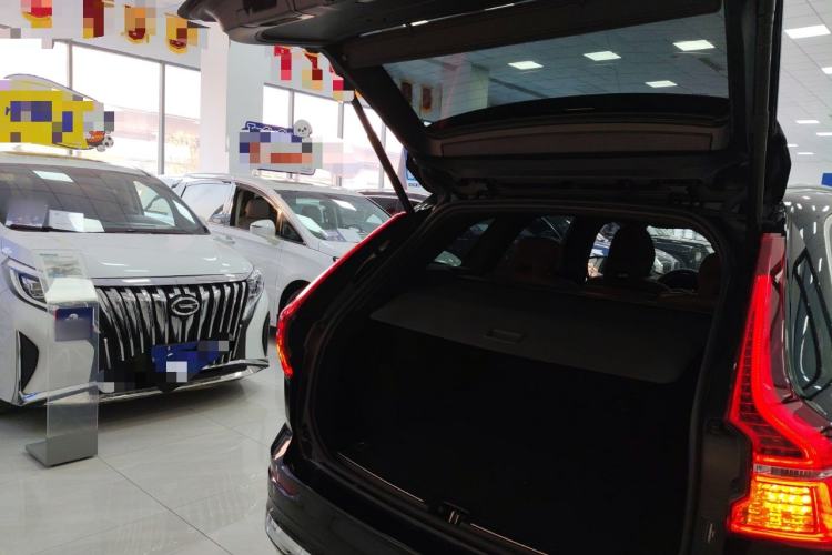 Used Volvo XC60 2025 B5 Four-Wheel Drive Smart & Advanced Luxury Edition