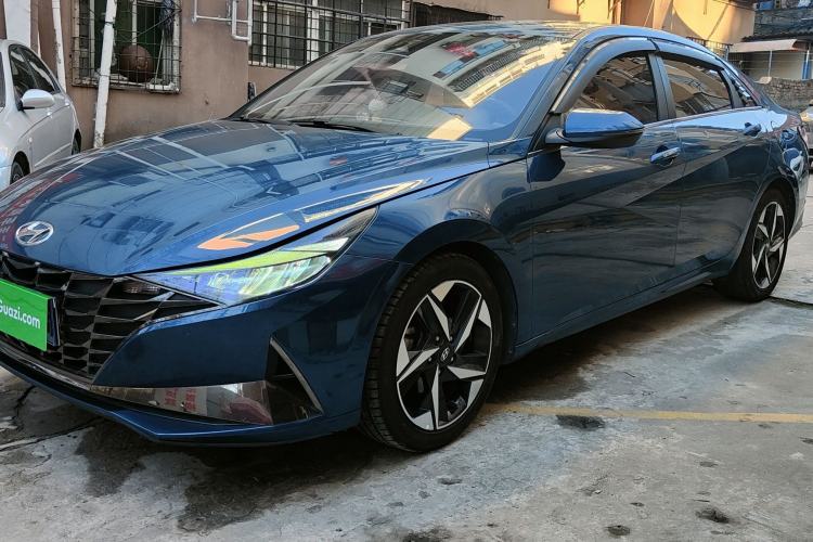 Used Hyundai Elantra 2021 1.5L CVT LUX Prestige Edition