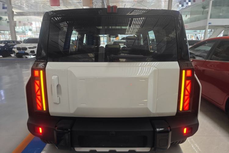 Used iCAR 03T 2024 501km Four-wheel Drive Long-range Enjoyment Version
