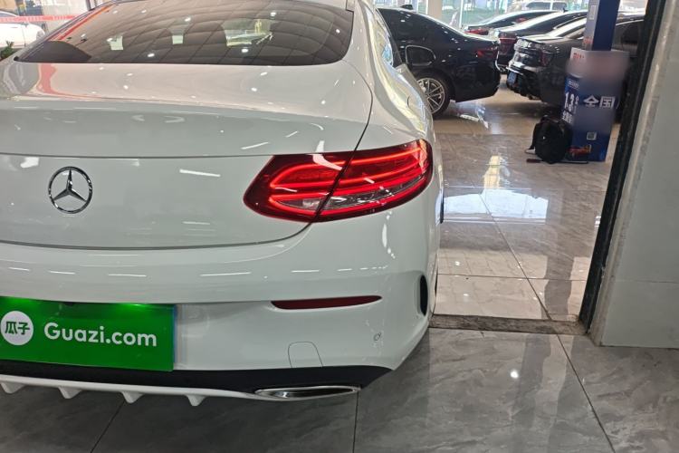 Used Mercedes-Benz C-Class 2017 Facelift C 200 Coupe
