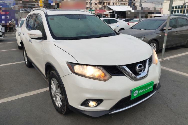 Used Nissan X-Trail 2014 2.5L CVT Leading Edition 4WD
