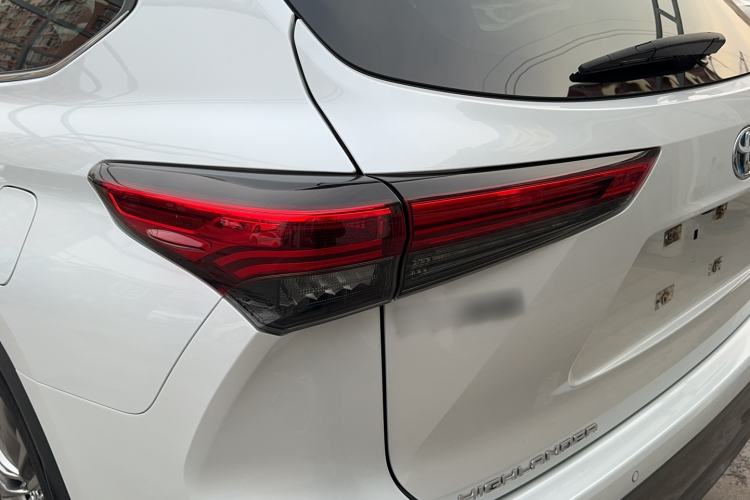 Used Toyota Highlander 2022 Dual-Engine 2.5L Four-Wheel Drive Prestige Version 7 Seats