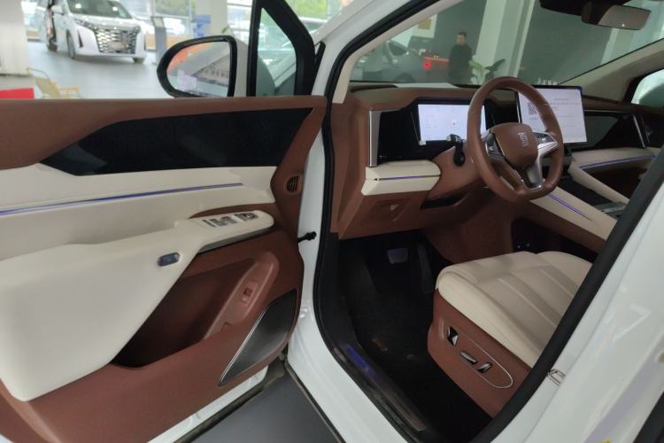 Used BYD Xia 2025 DM-i 1.5T 180km Beyond Edition